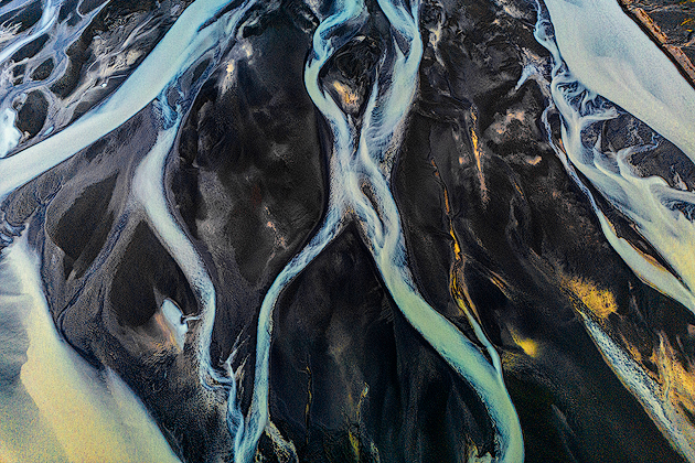 The Dancer ©