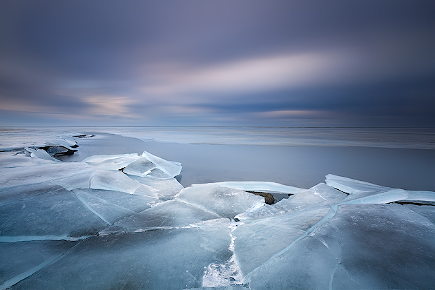 Frosted Lines ©
